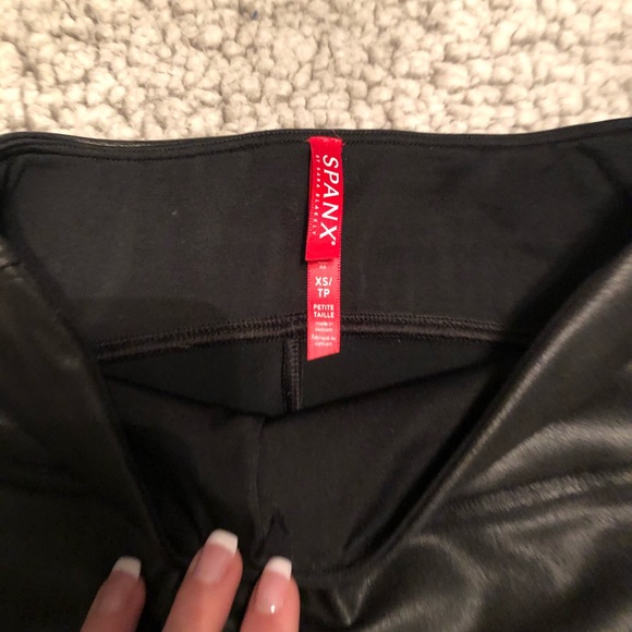 Spanx Faux Leather Moto Leggings size XS - Picture 3 of 6